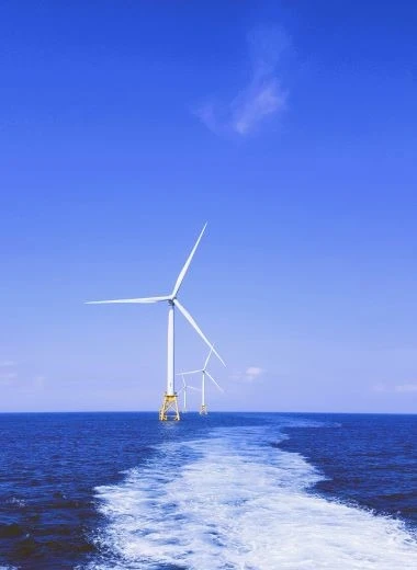 offshore wind turbine windfarm